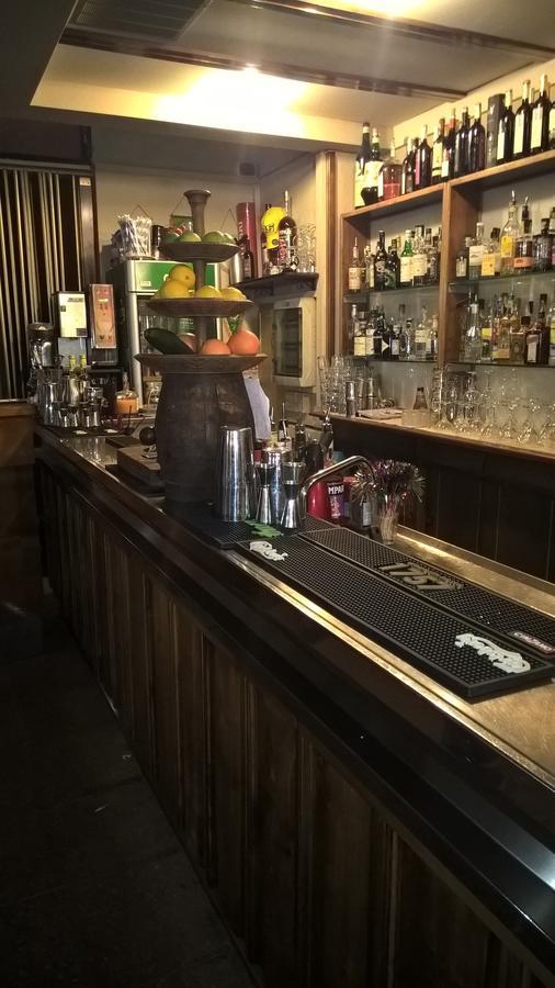 Hotel Ristorante Vittoria Santhià Zewnętrze zdjęcie